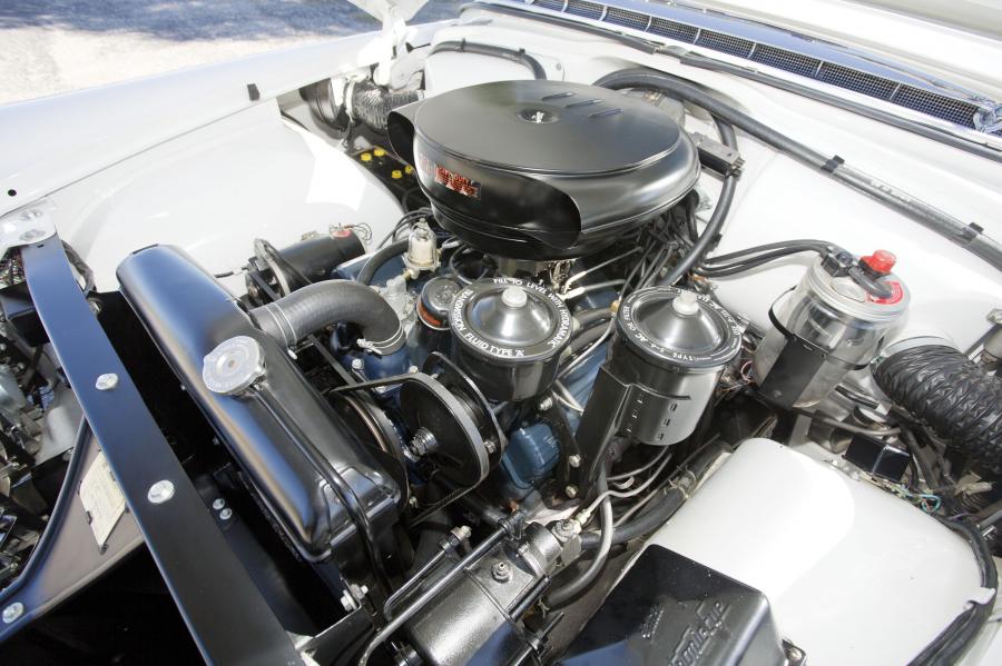  Cadillac Eldorado Convertible 1954 года  (фото 6 из 49)